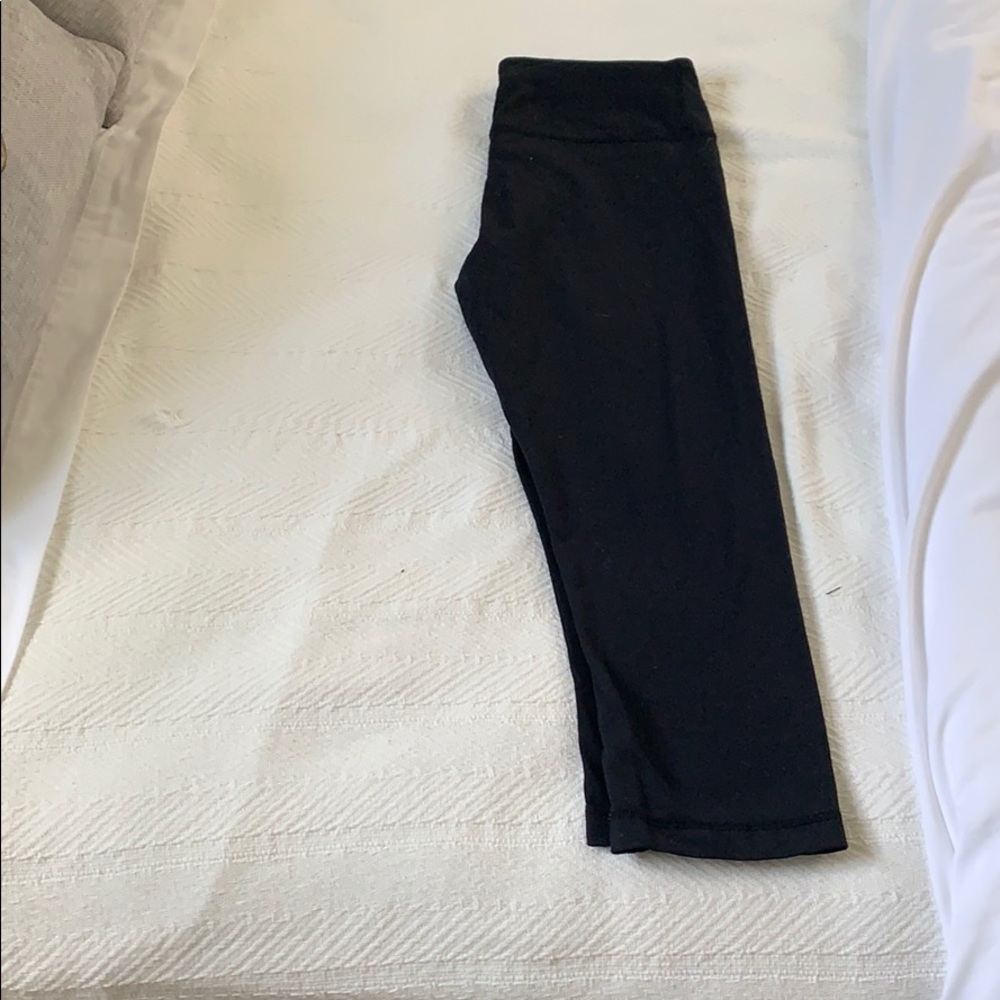 Lululemon crop pants - Picture 3 of 5